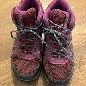 Merrell kids Maroon Hiking Shoes/Boots